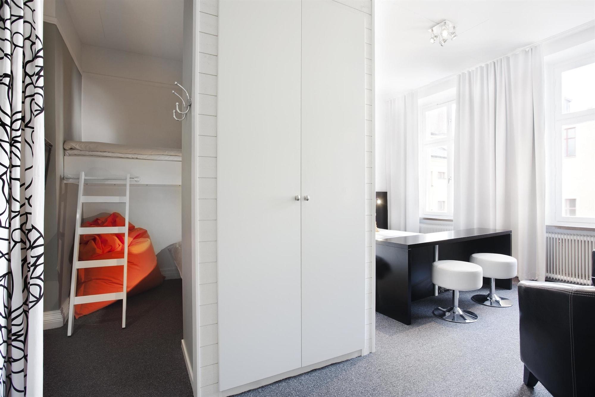 Hotel Oerebro Eksteriør bilde
