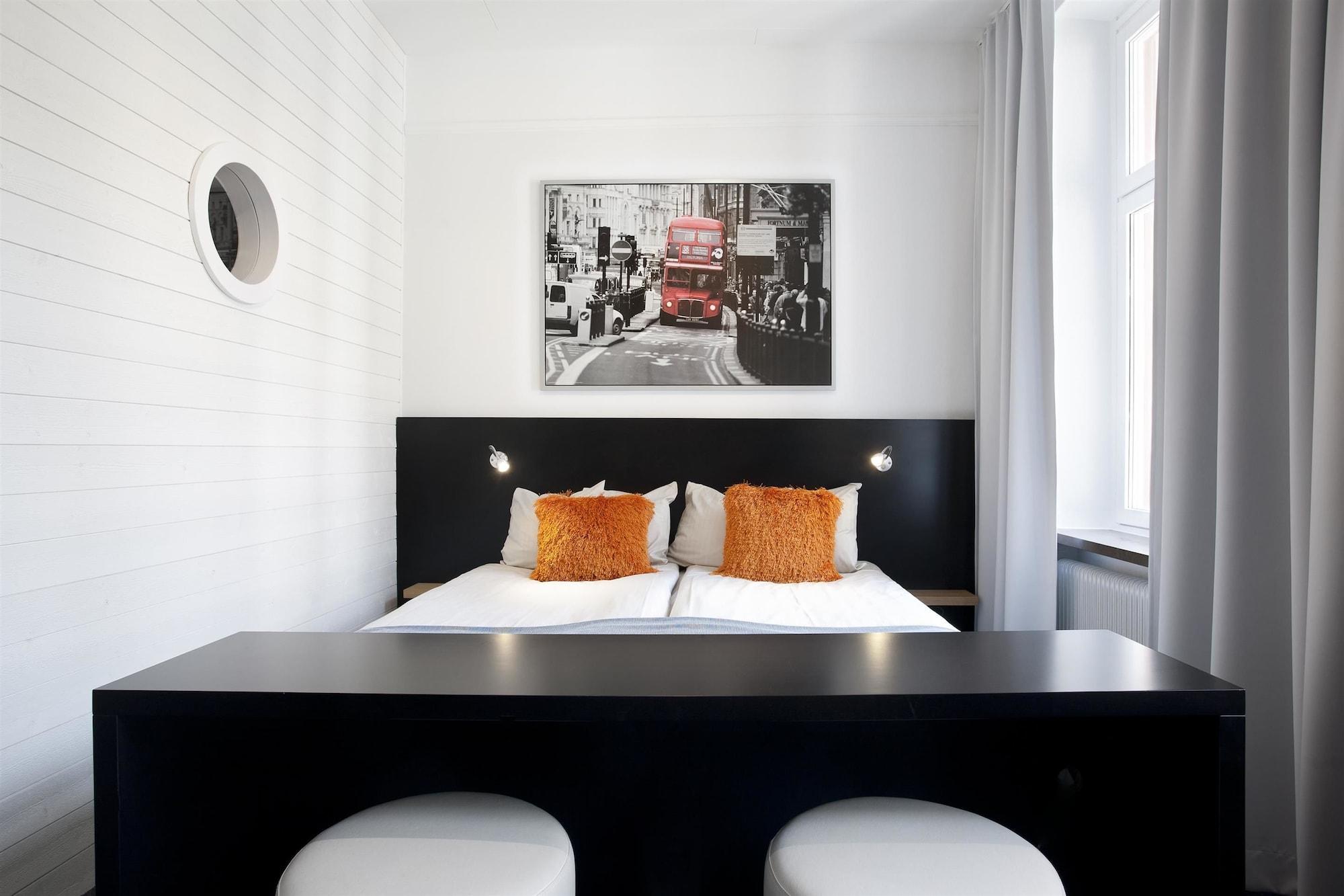 Hotel Oerebro Eksteriør bilde
