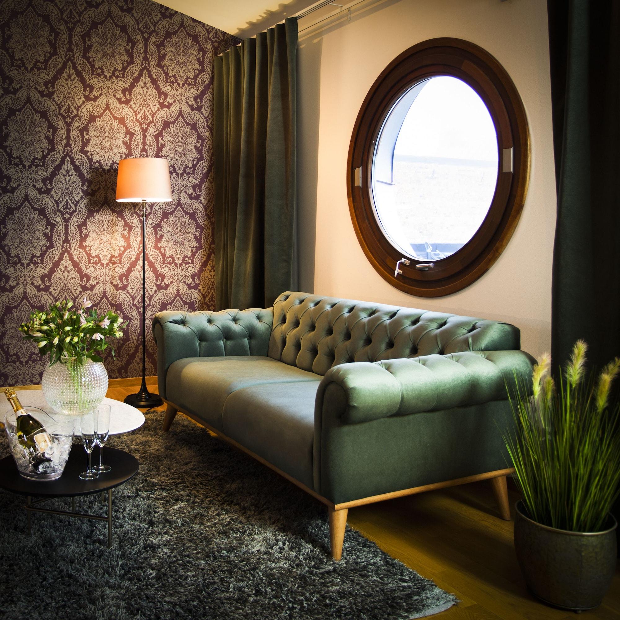 Hotel Oerebro Eksteriør bilde