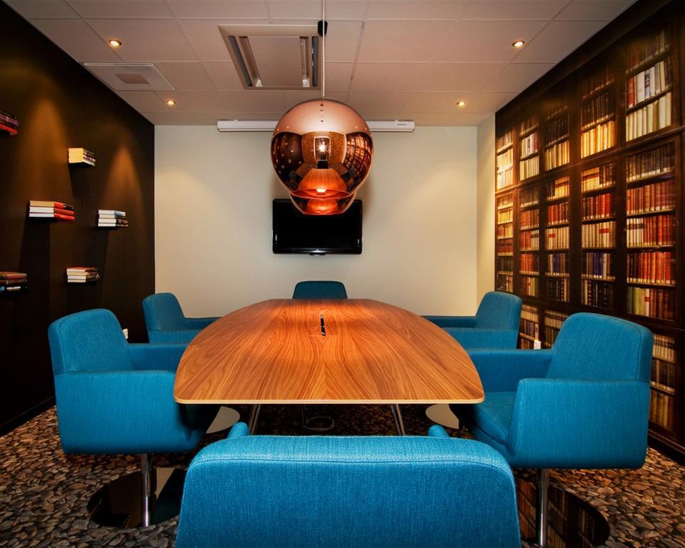 Hotel Oerebro Eksteriør bilde
